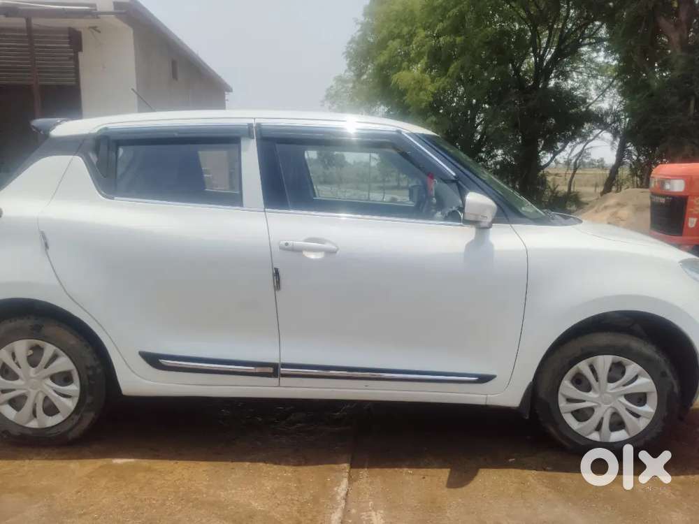 Maruti Swift Vxi 2021 Model तत्काल बेचना है