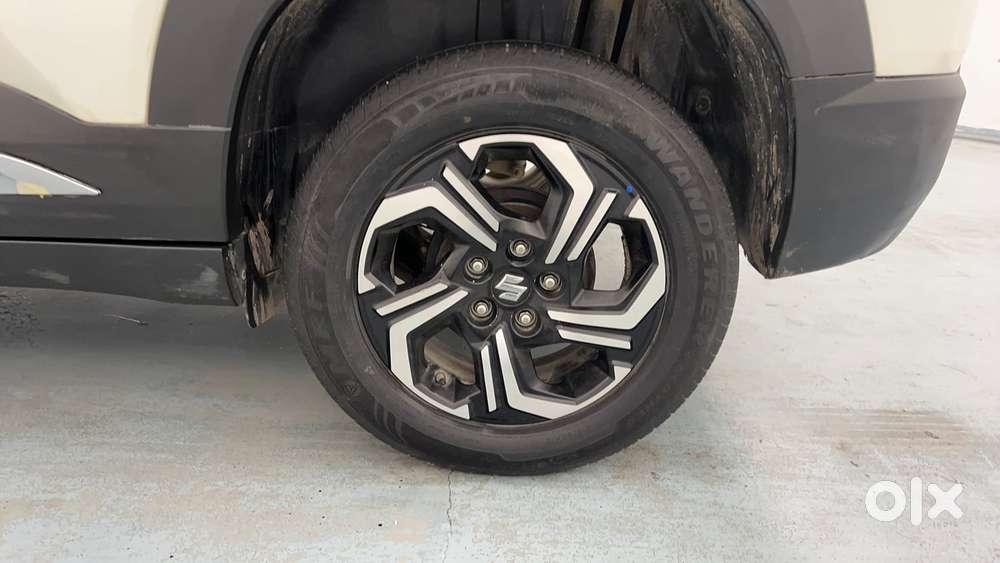Maruti Suzuki Vitara Brezza 1.5 Zxi, 2023, Petrol