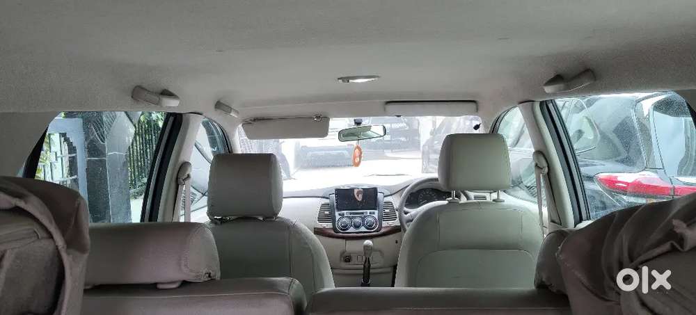Toyota Innova 2014 Diesel Well Maintained