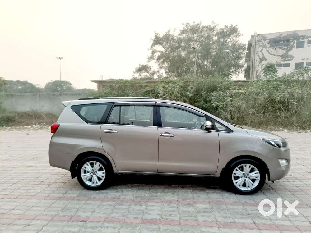 Toyota Innova Crysta 2.8z Automatic, 2018, Diesel