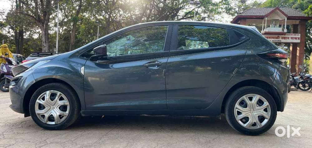 Tata Altroz, 2020, Petrol