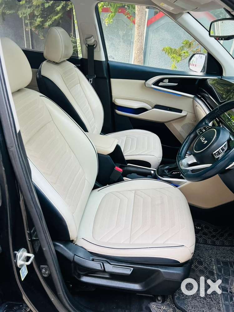 Kia Carens Diesel 2022 Top Model In Excellent Condition