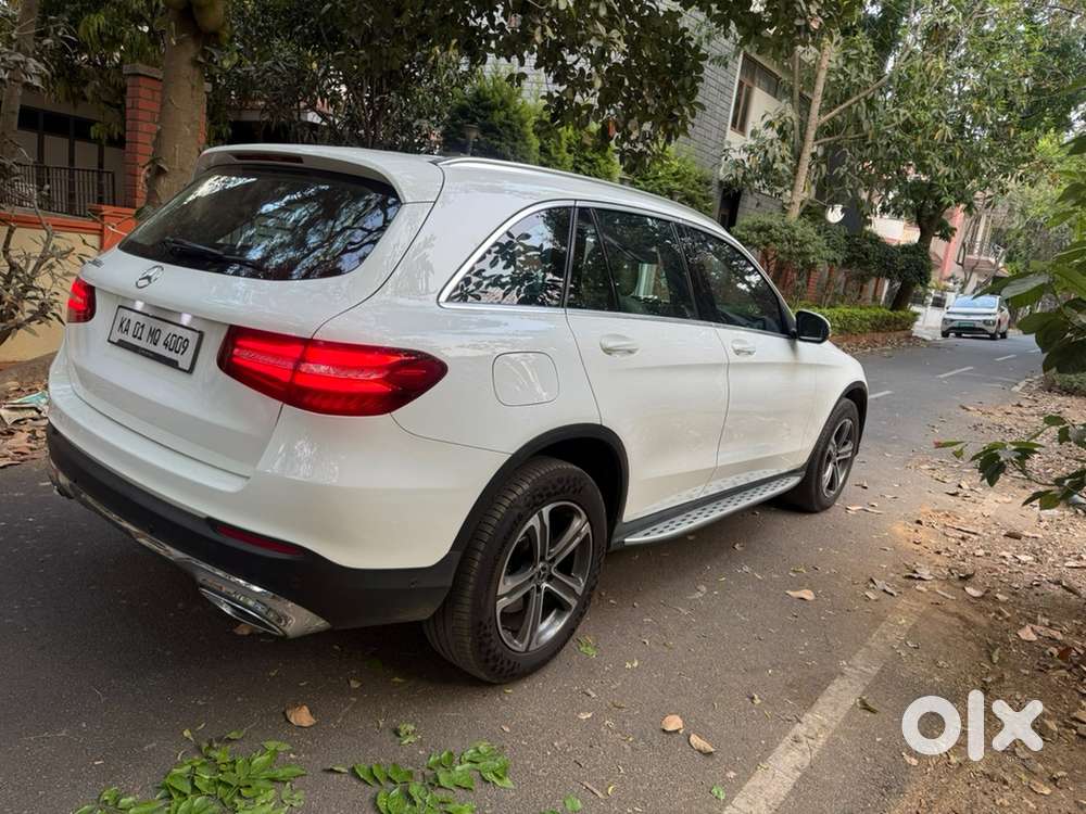 Mercedes-benz Glc 220d 4 Matic 2017 Diesel Well Maintained