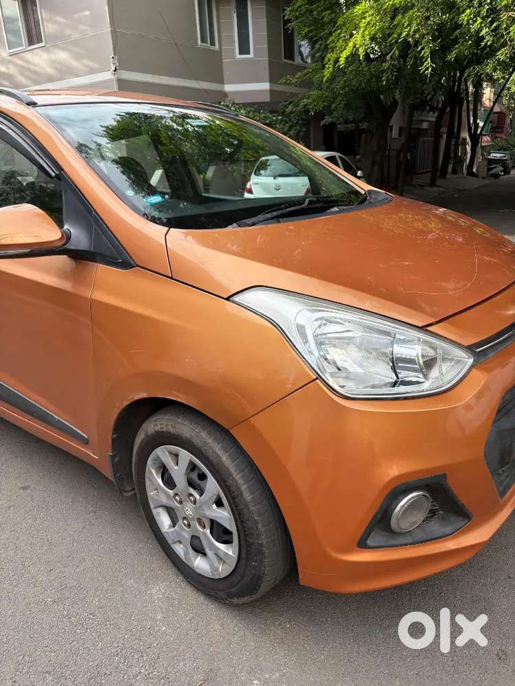 Grand I10 Sportz Petrol