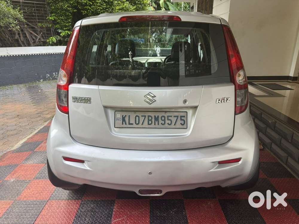 Maruti Suzuki Ritz Ldi, 2010, Petrol