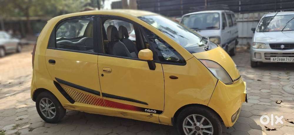 Tata Nano Xe, 2013, Petrol