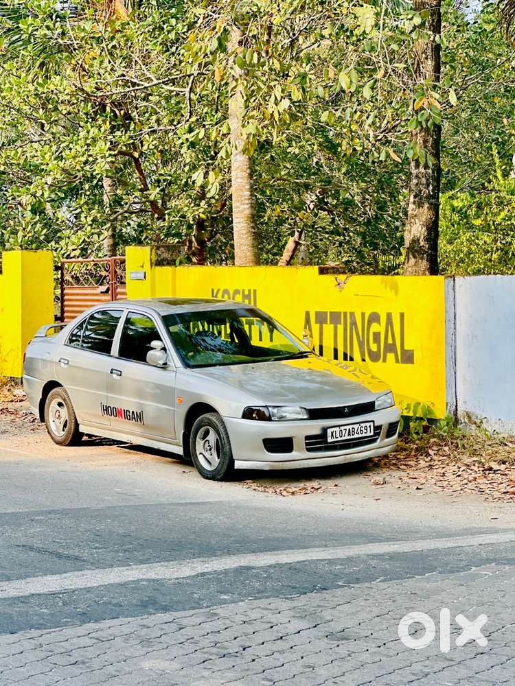 Mitsubishi Lancer Petrol 2000