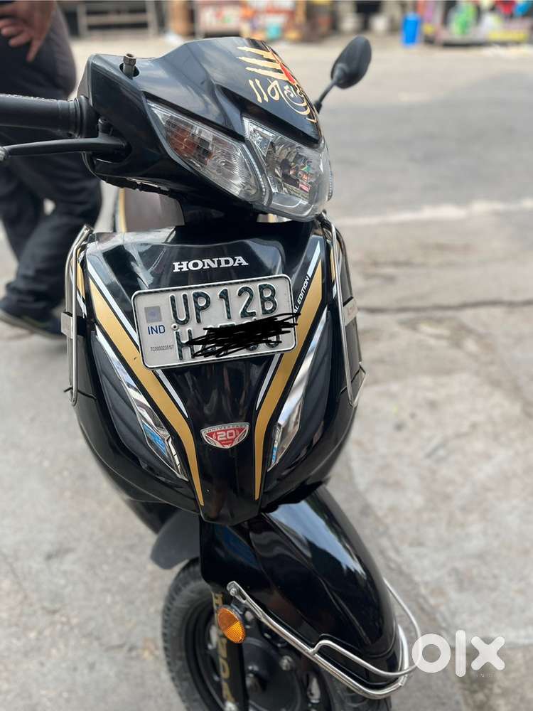6g 20th Anniversary Edition Activa 6g Golden Colour Price Activa