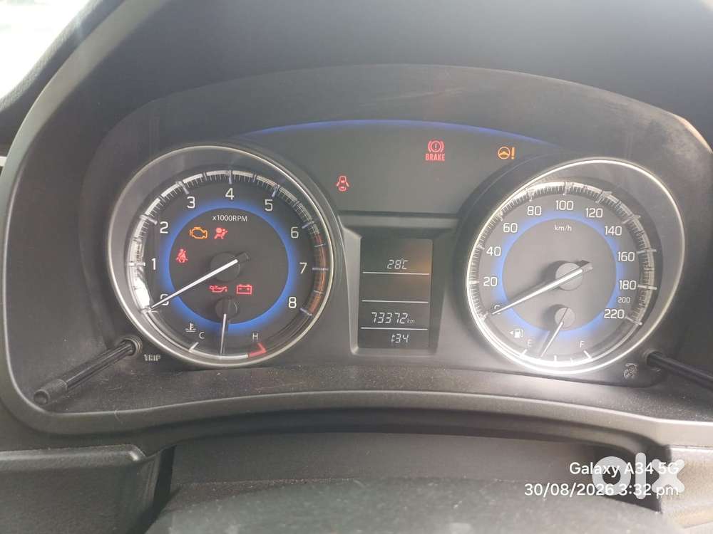 Maruti Suzuki Swift Vxi, 2012, Petrol