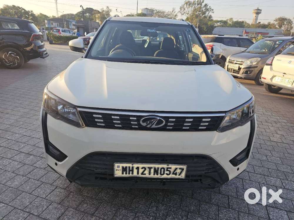 Mahindra Xuv300 1.2 W6 Amt Petrol, 2021, Petrol