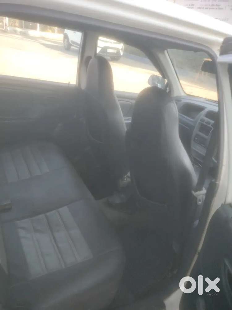 ऑल्टो Lxi फ्रेश कंडीशन Cng कार्ड पर भी चढ़ा है