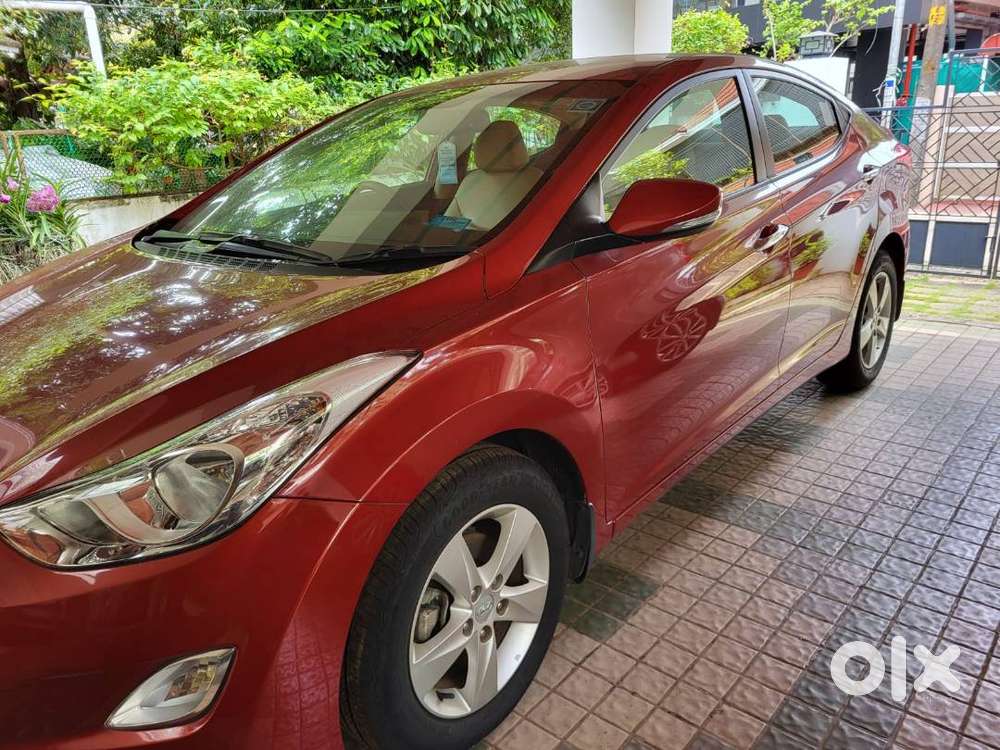 Very Well Maintained Hyundai Elantra 2014 Petrol