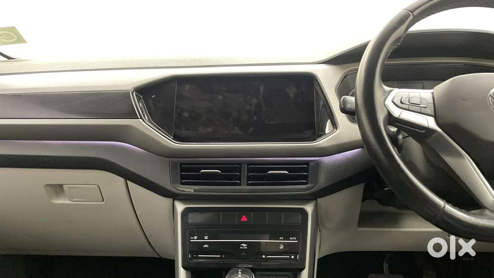 Volkswagen Taigun 1.0 Tsi Highline At, 2022, Petrol