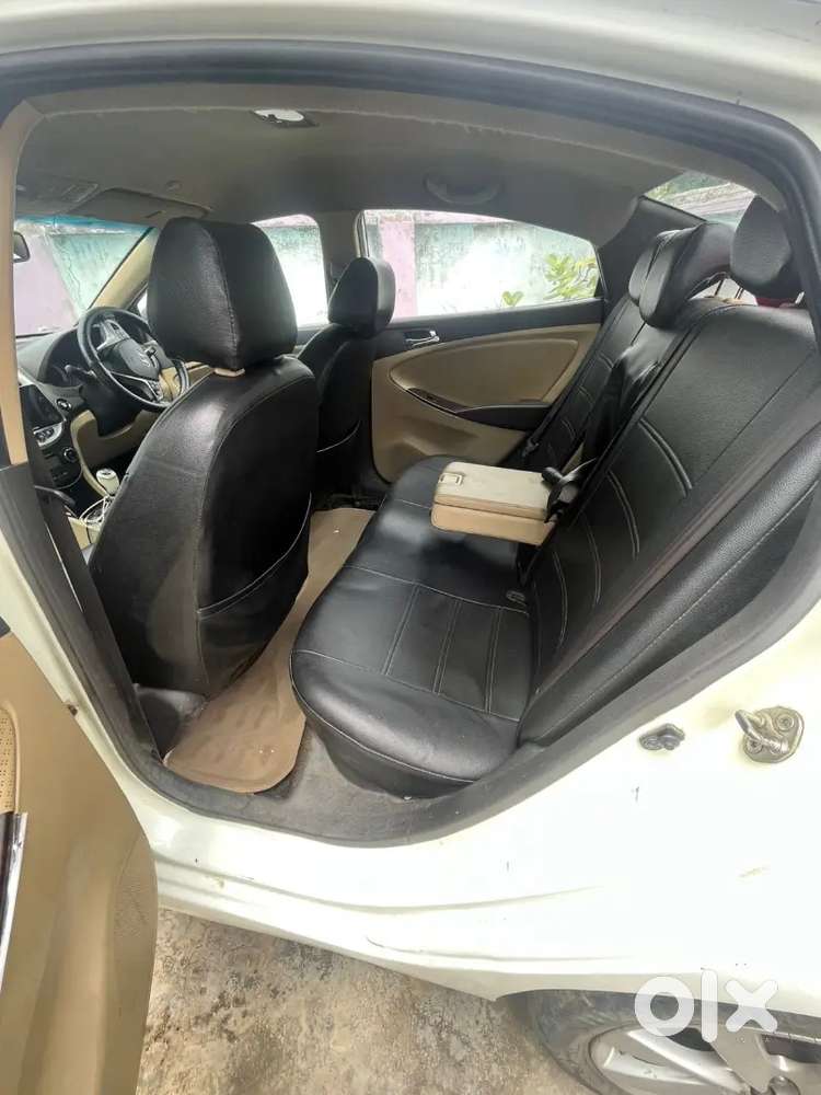 Hyundai Fluidic Verna 2013 Diesel 116430 Km Driven Urgent Sale