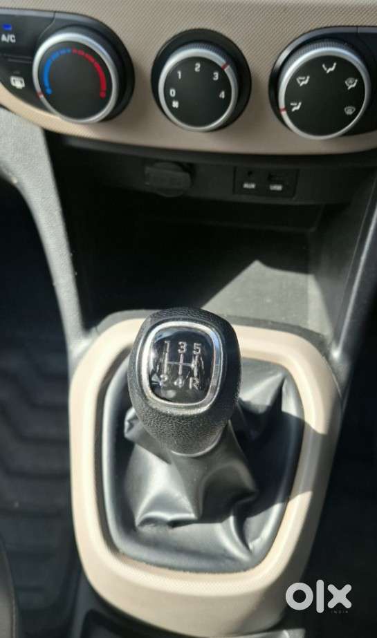 Hyundai Grand I10 Asta, 2015, Petrol