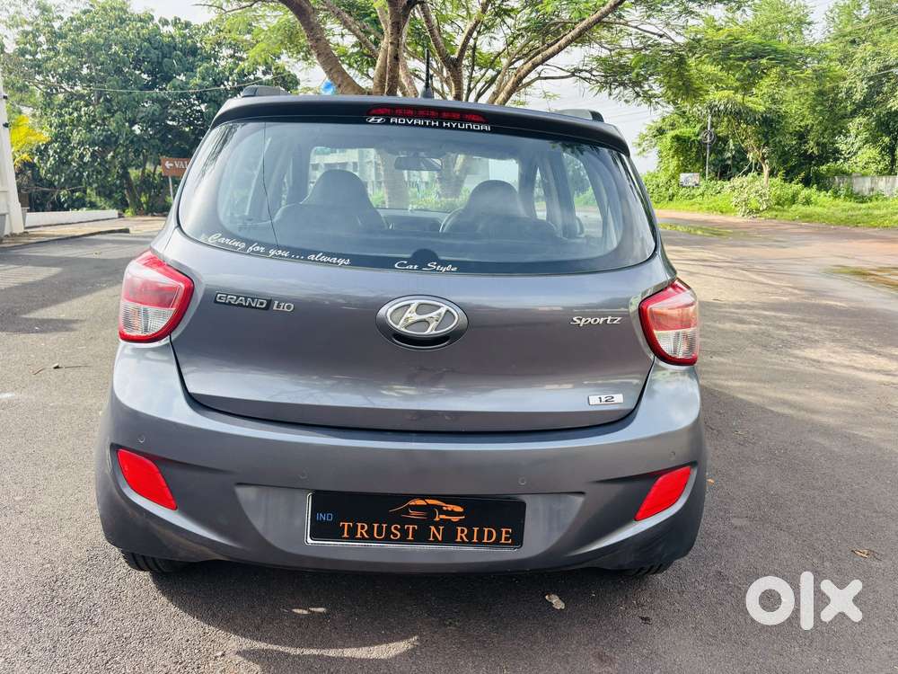 Hyundai Grand I10 Sportz, 2014, Petrol