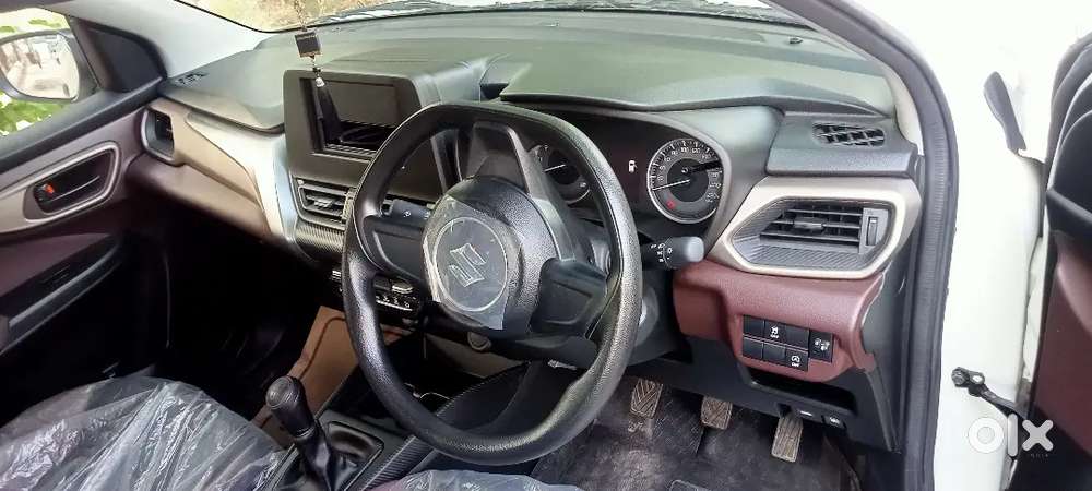 Maruti Suzuki Fronx 2026 Petrol 1800 Km Driven