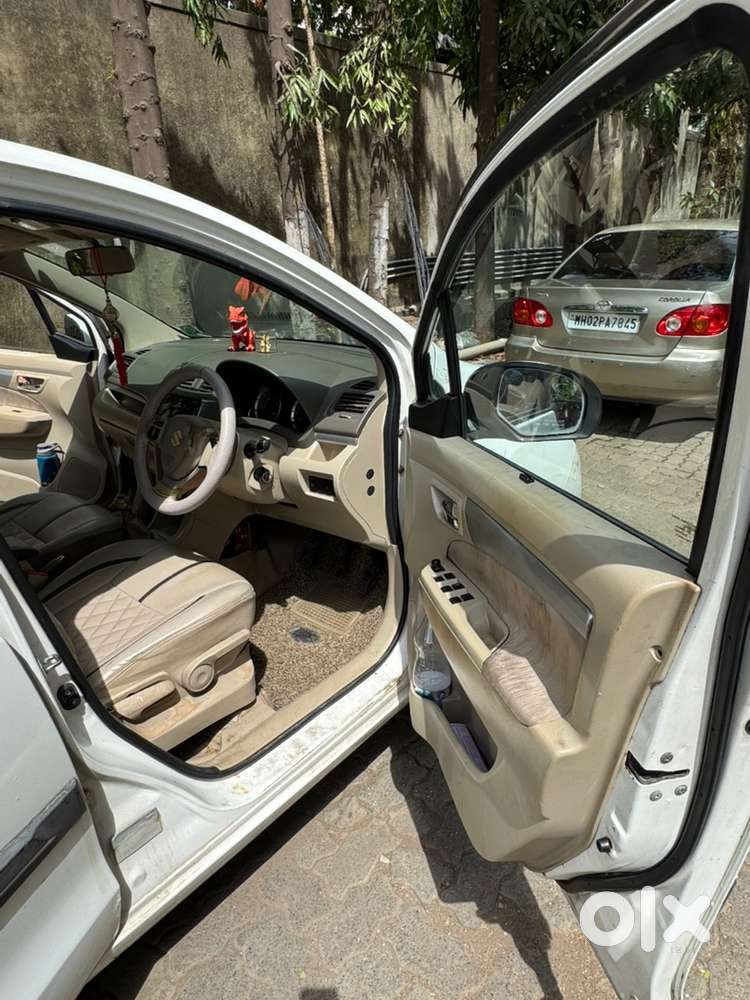 Maruti Suzuki Ertiga Zdi 2013