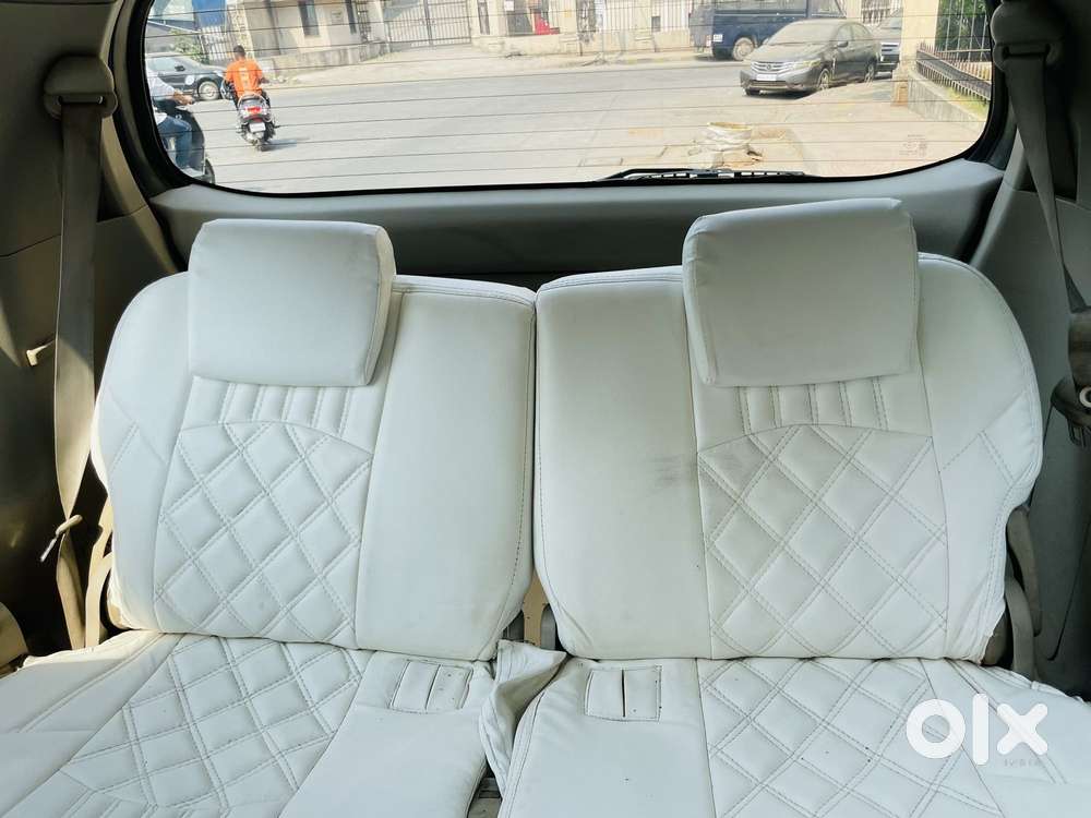 Toyota Innova 2.5 G (diesel) 8 Seater, 2011, Diesel