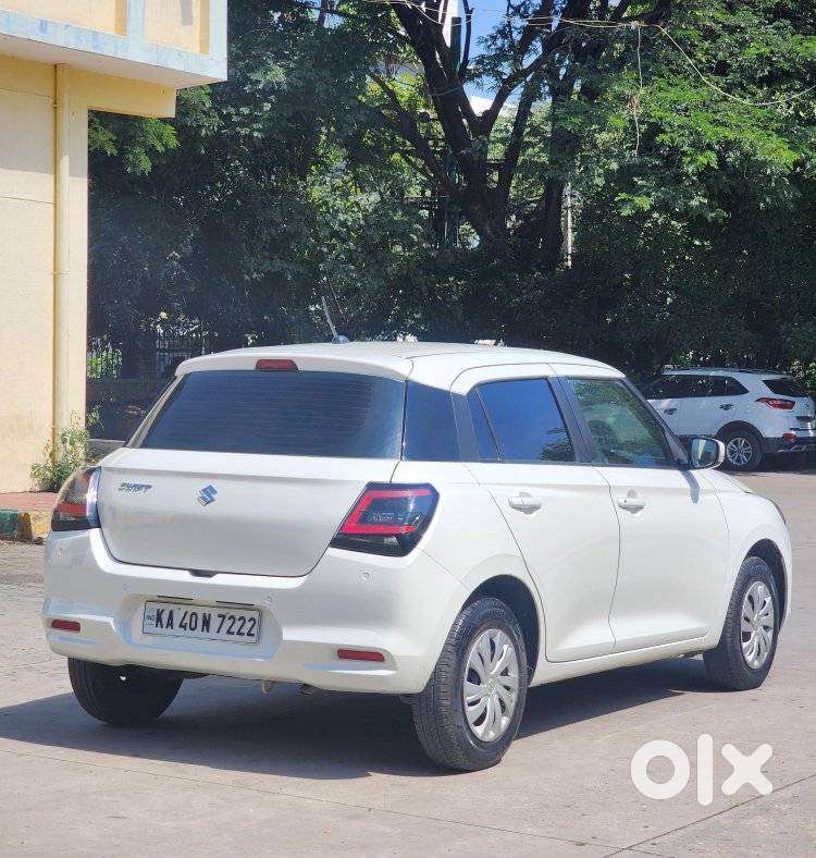 Maruti Suzuki Swift Vxi + Manual, 2024, Petrol