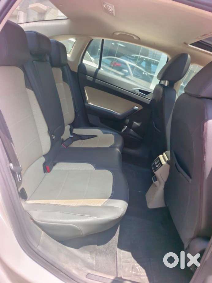 Skoda Slavia 1.0 Tsi Style At, 2024, Petrol