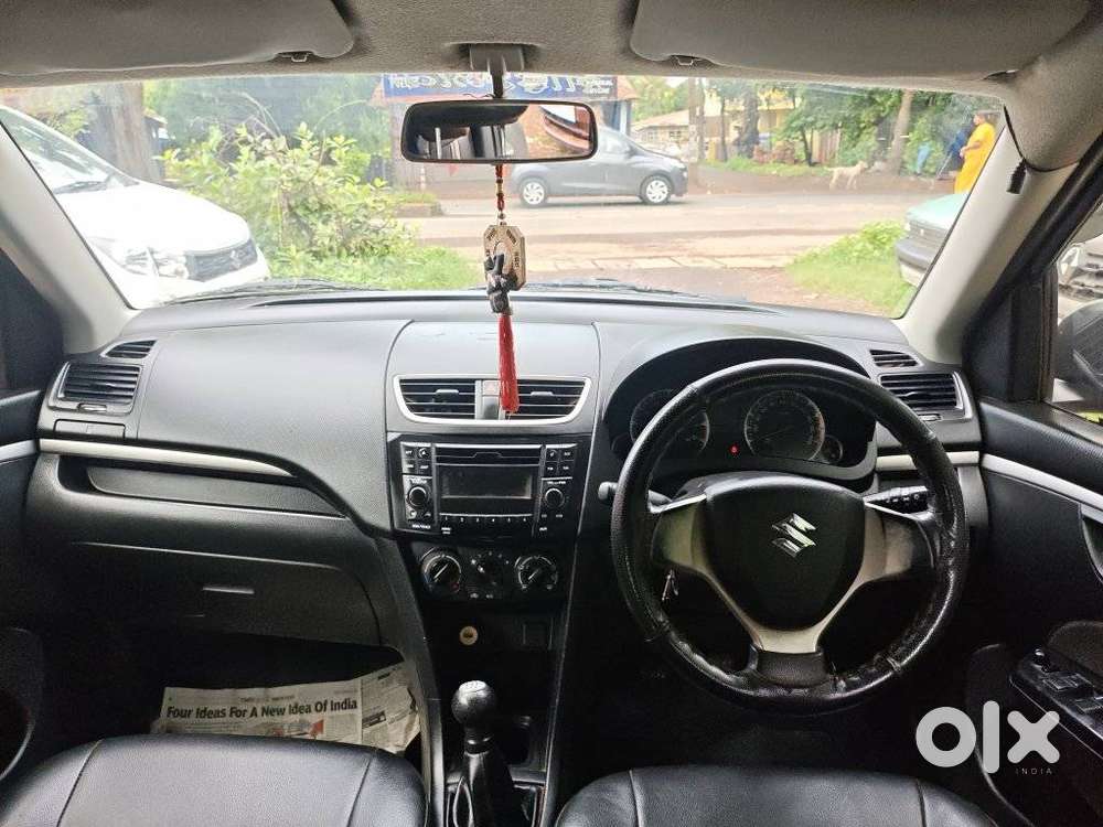 Maruti Suzuki Swift Vxi + Manual, 2017, Petrol