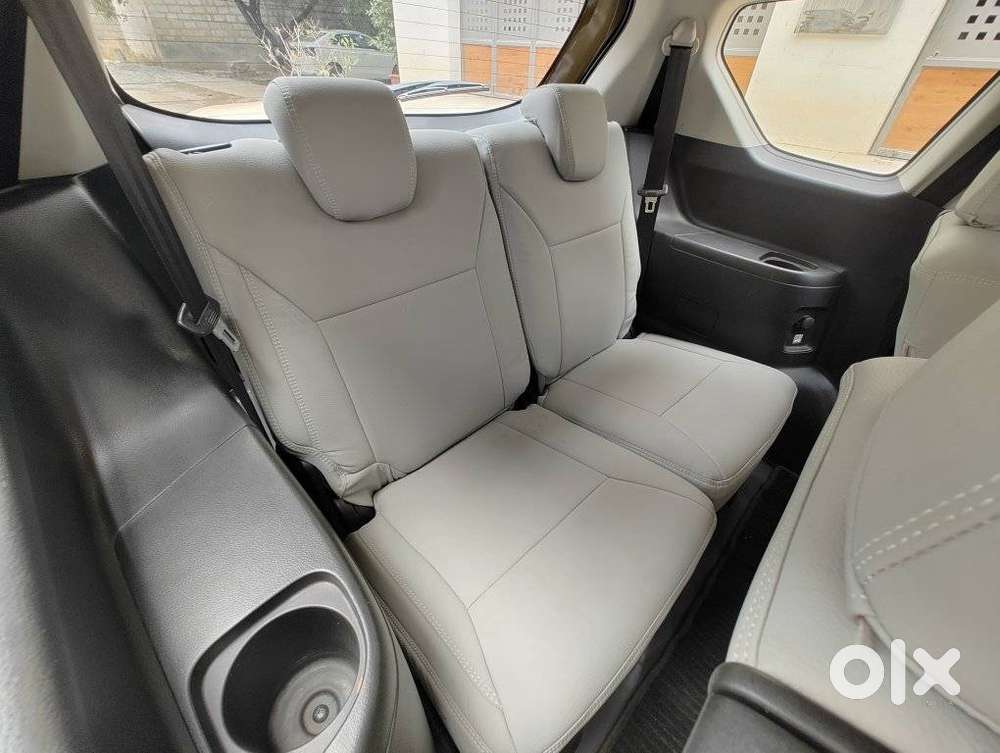 Maruti Suzuki Xl6 1.5 Zeta Mt, 2022, Petrol