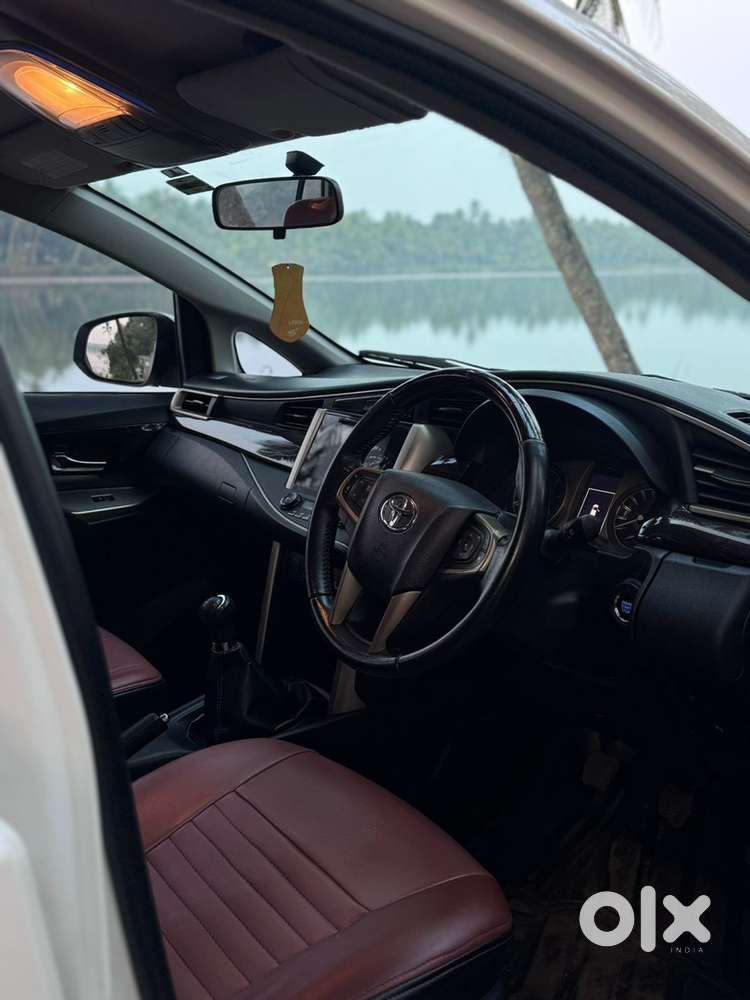 Toyota Innova Crysta Diesel 2017