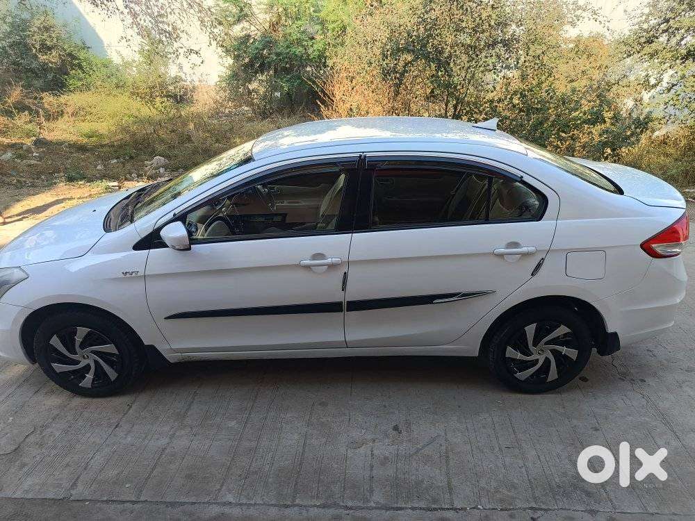 Maruti Suzuki Ciaz 2014-2017 Vxi Option, 2015