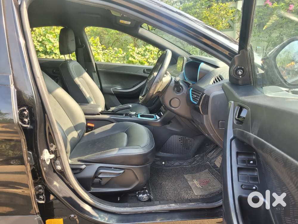 Tata Nexon Ev Xz Plus Dark Edition, 2022, Electric