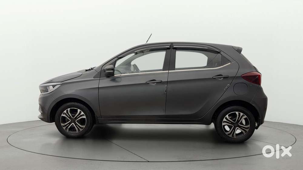 Tata Tiago 1.2 Revotron Xt Rhythm, 2023, Petrol