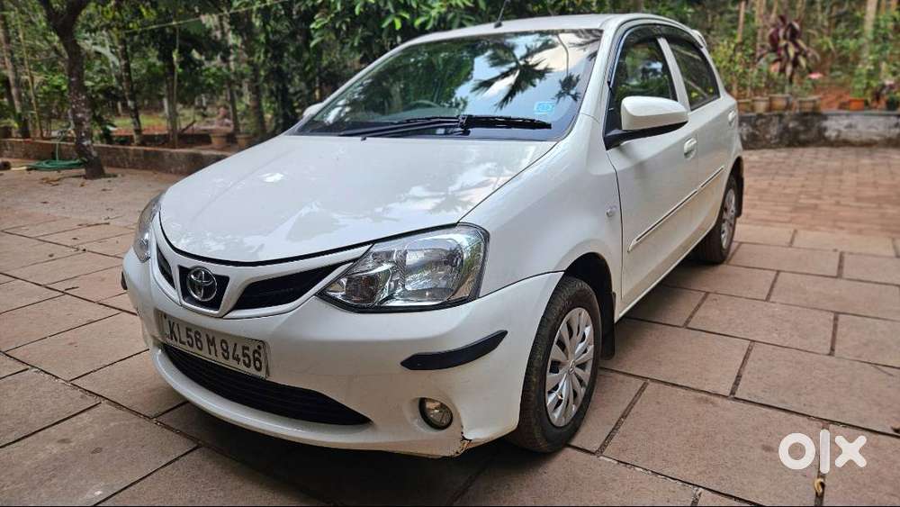 White Colour ,2 Airbags,pioneer Music System