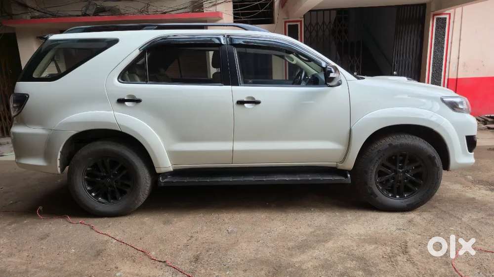 Toyota Fortuner Manual 2014