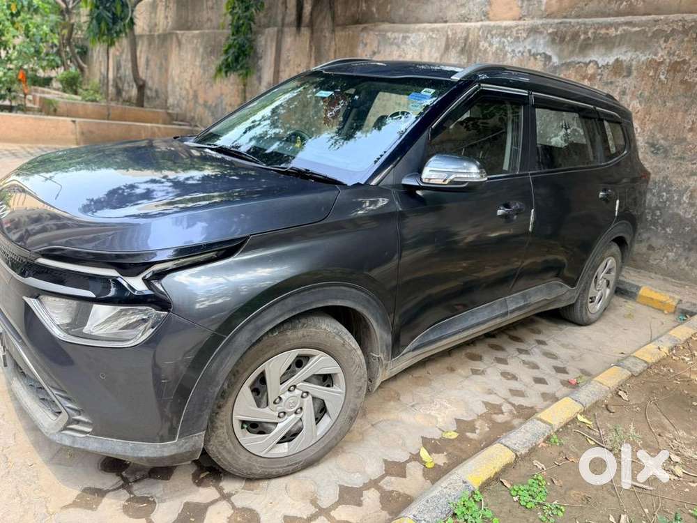 Kia Carens 2022 Petrol 72600 Km Driven