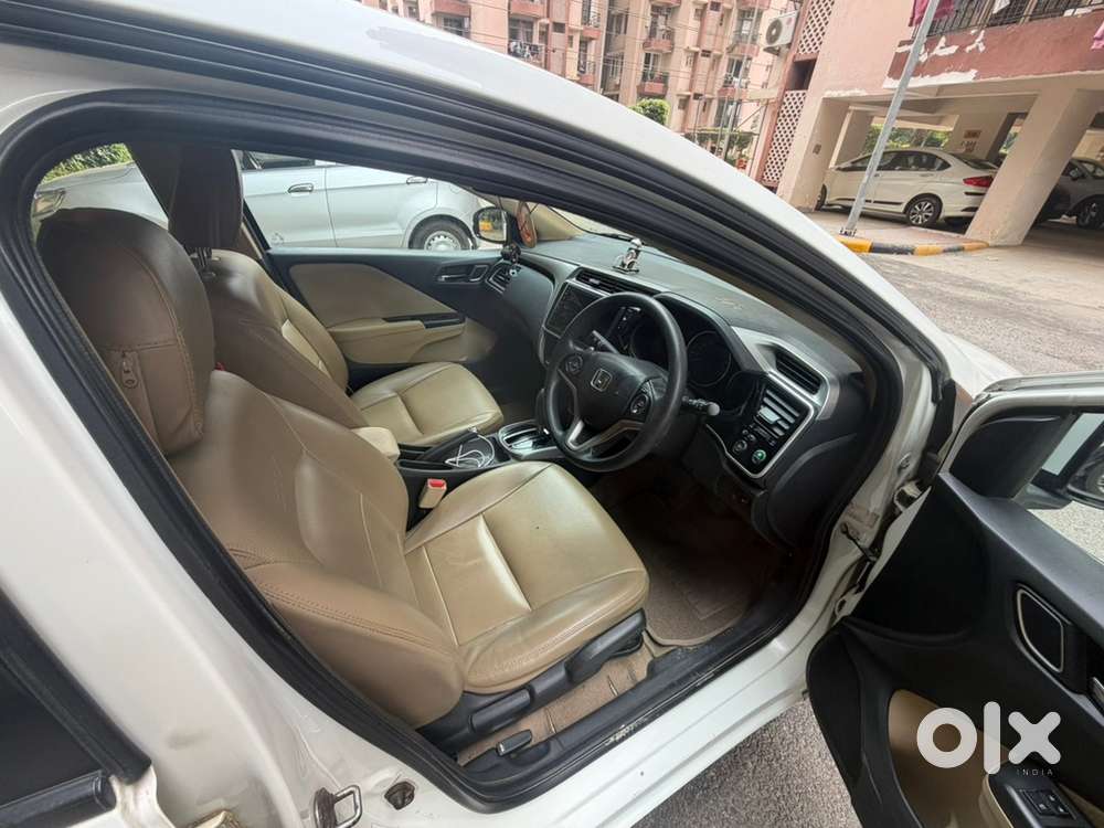 Honda City V Petrol Dec-2018