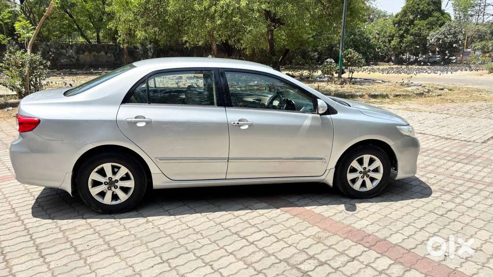 Toyota Corolla Altis Vl, 2011, Petrol