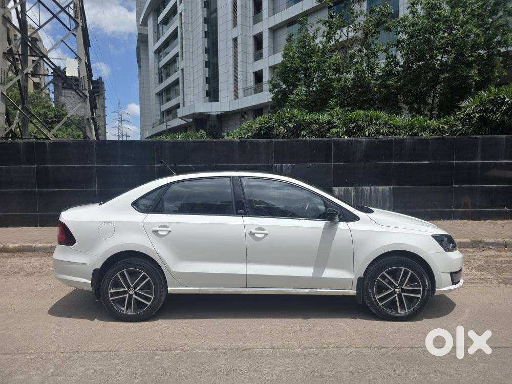 Skoda Rapid 1.6 Style Mpi At Monte Carlo Edition, 2020, Petrol