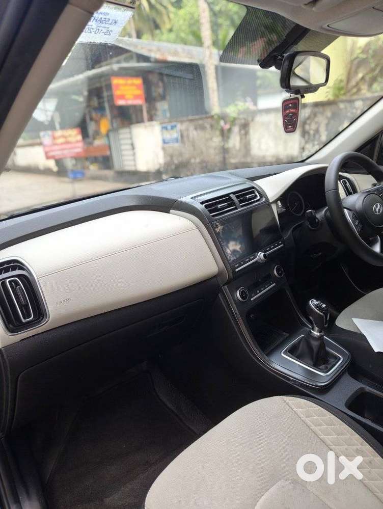 Hyundai Creta Sx Petrol Mt, 2023, Petrol