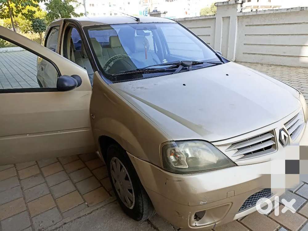 Mahindra Logan Petrol 2009