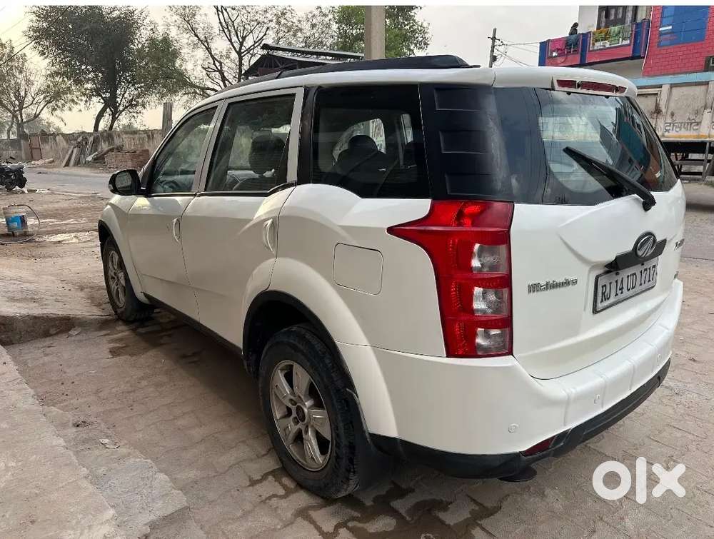 Mahindra Xuv500 W8 2012