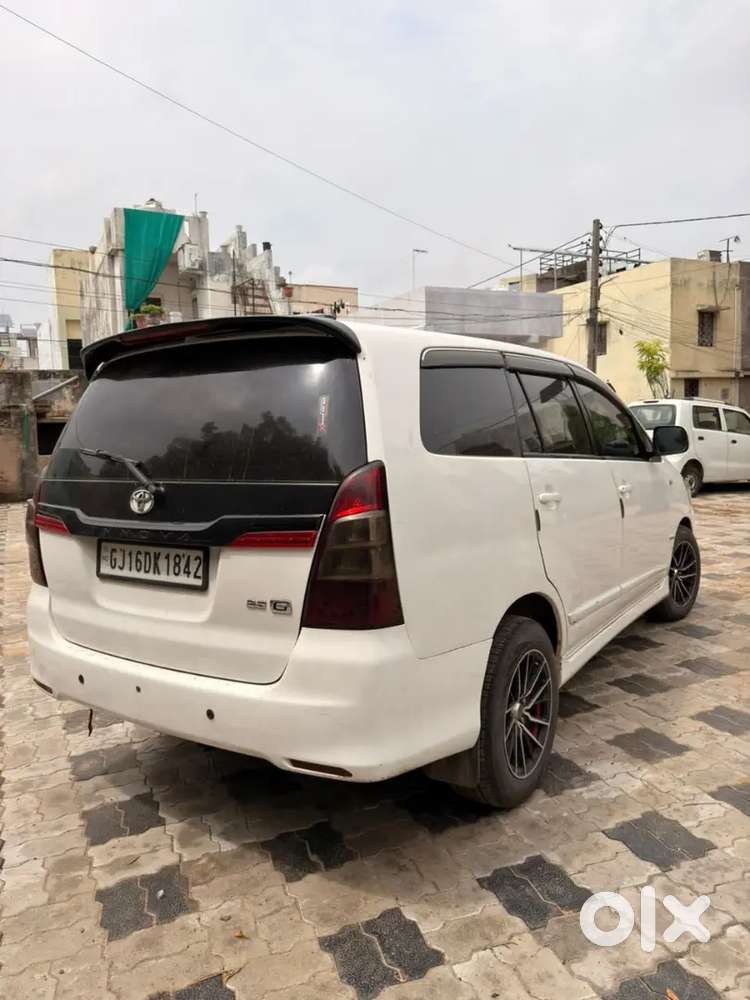 Toyota Innova 2013 Diesel Well Maintained