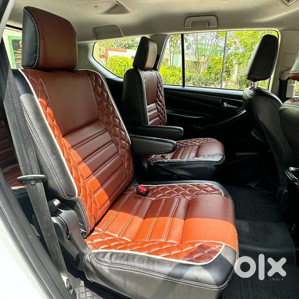 Toyota Innova Crysta 2.4 G Plus Mt 7 Str, 2023, Diesel