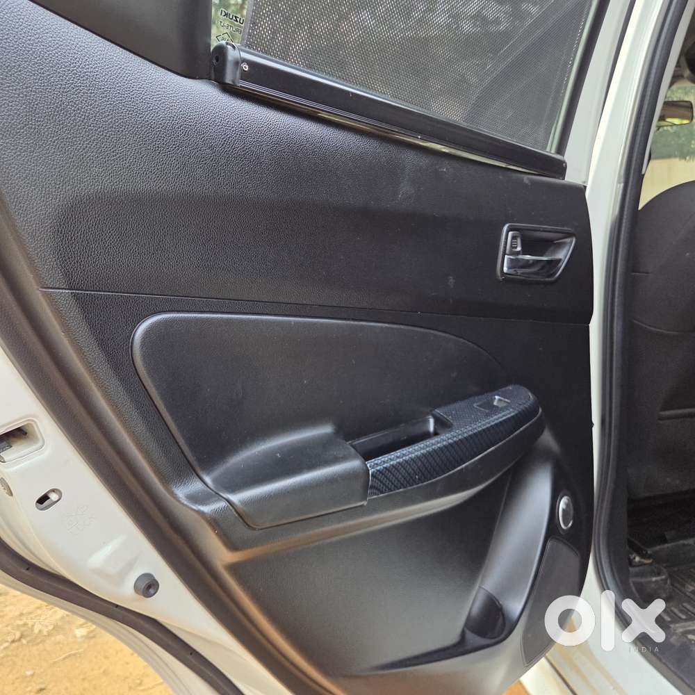 Maruti Suzuki Swift Amt Zxi Plus, 2018, Petrol