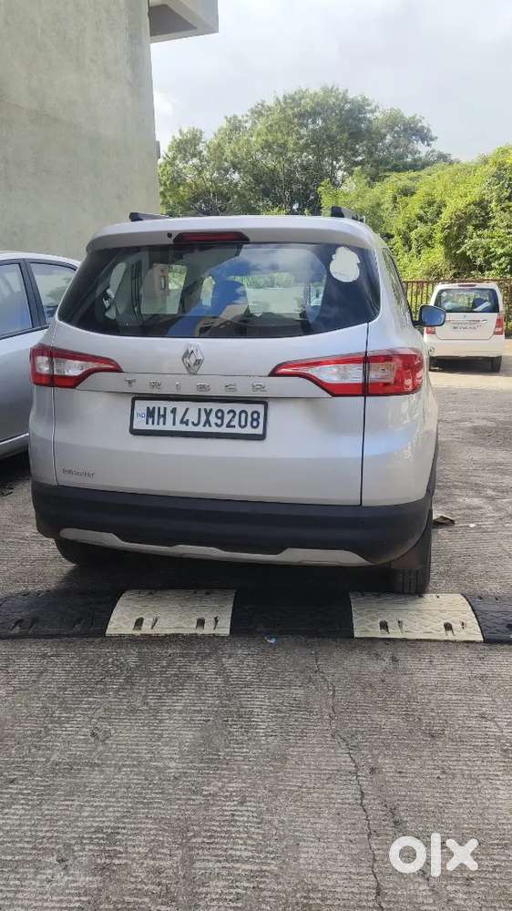 Urgent Sell - New Condition 7 Seater Family Car- 585,000