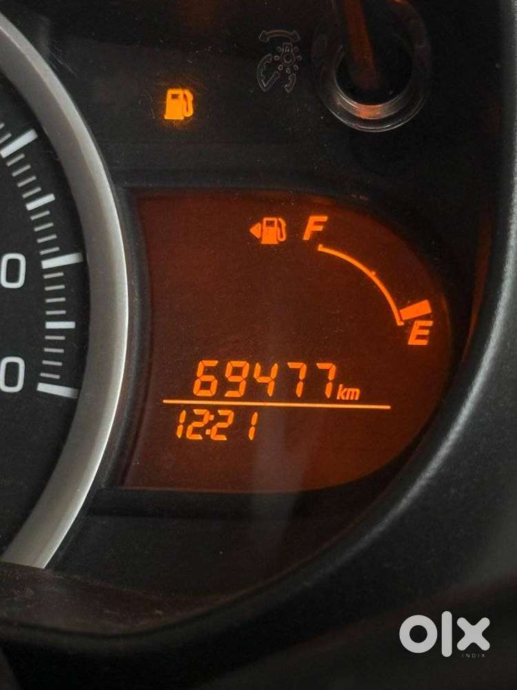 Maruti Suzuki Celerio 1.0 Zxi Mt, 2016, Petrol