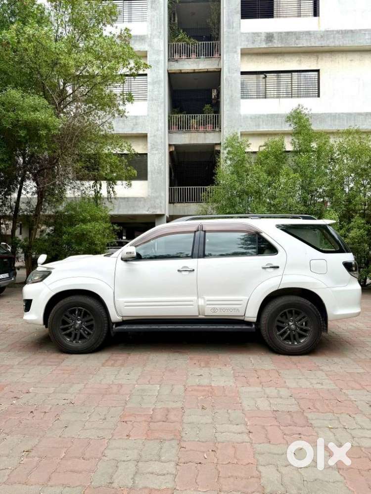 Toyota Fortuner 3.0 4x2 Automatic, 2015, Diesel