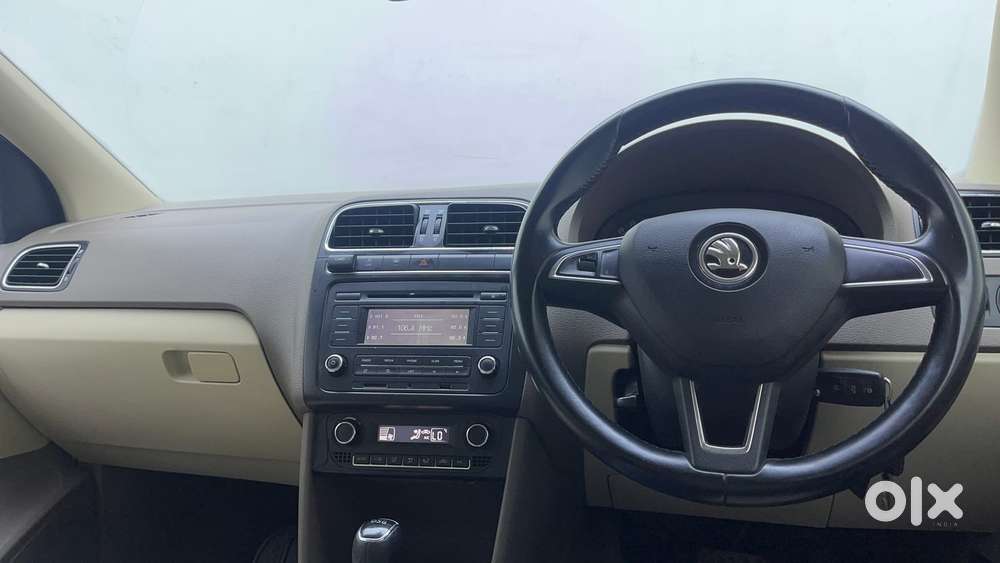 Skoda Rapid [ ] 1.5 Style Plus Tdi At, 2016, Diesel