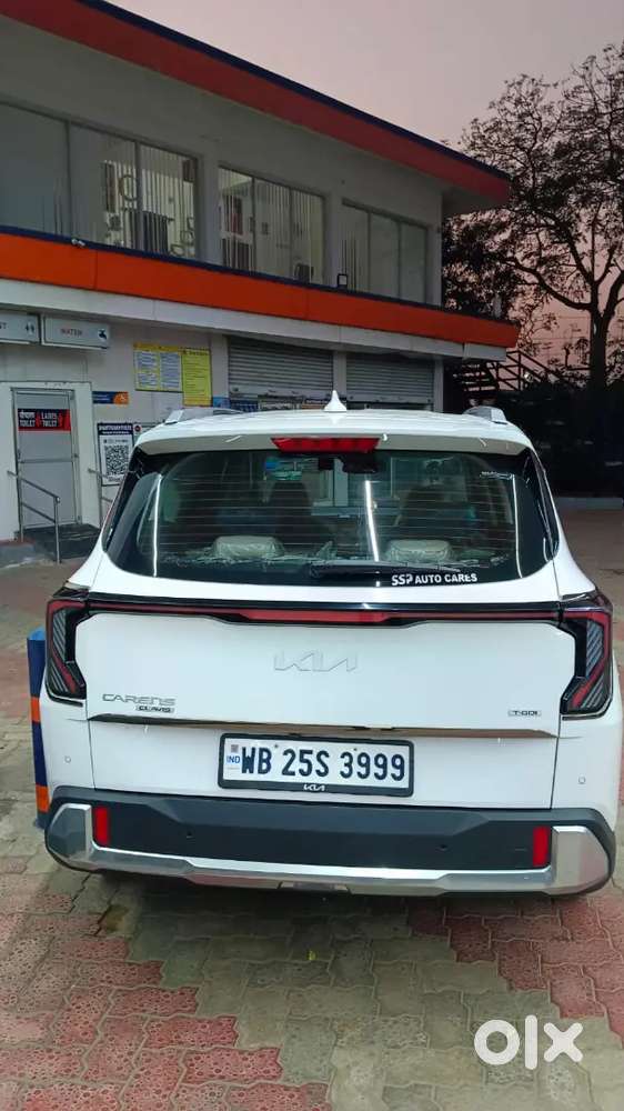 Kia Carens Clavis 2025
