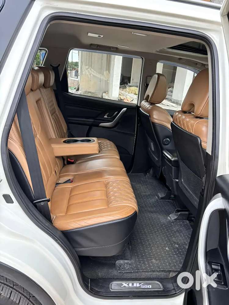 Mahindra Xuv500 W11 At Topend Sunroof 2018 Model Single Owner