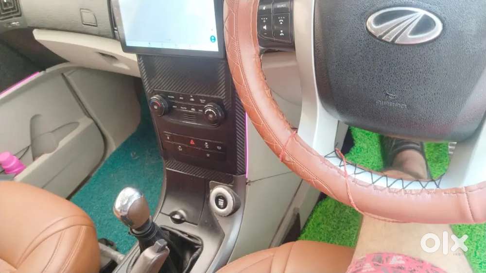 Mahindra  Xuv 500